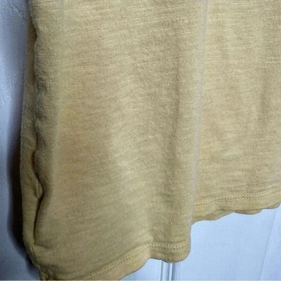 American Eagle Outfitters T-Shirt Yellow Size Large - Picture 13 of 16